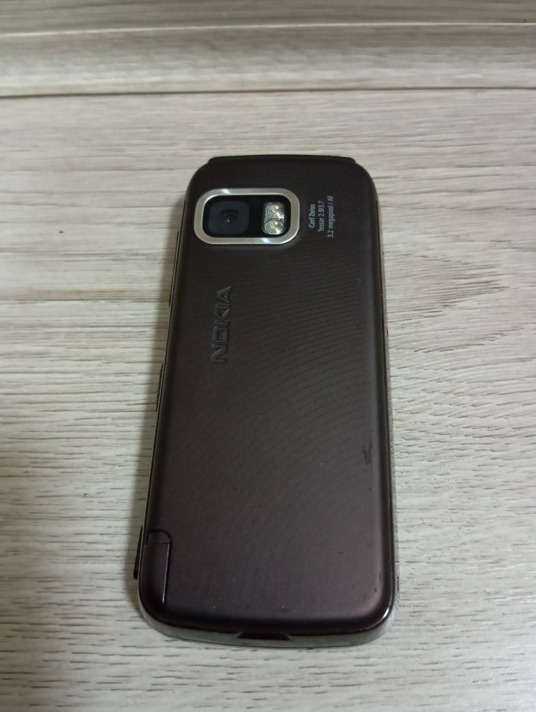 Nokia xpress music 5800d-1