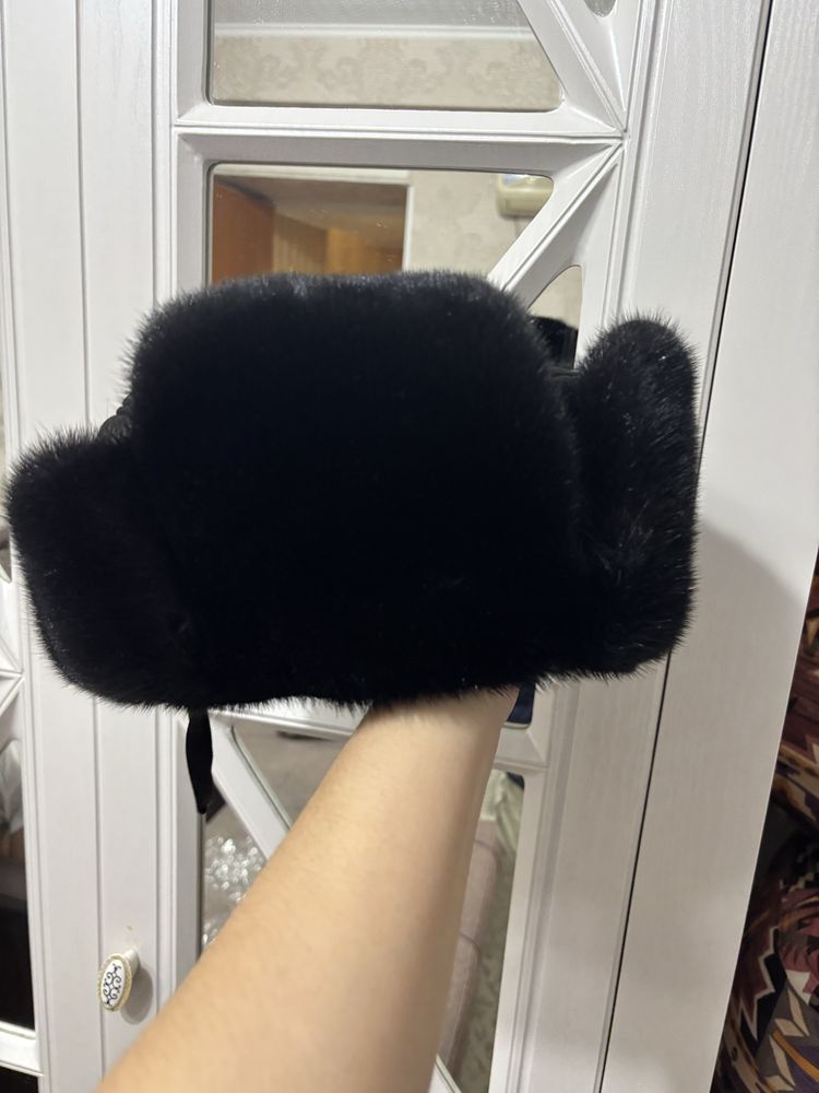 Продам новую норковую шапку ушанку