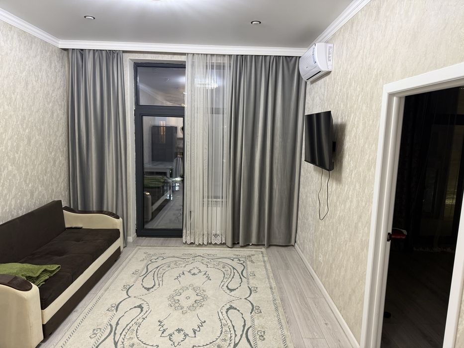 Продам ковер б/у размер 2*3