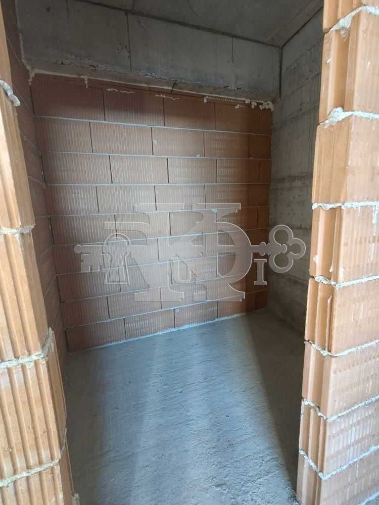 Продава се Тристаен апартамент в Добрич, Христо Ботев - 130 кв.м за 916 €/кв.м - Снимка #5