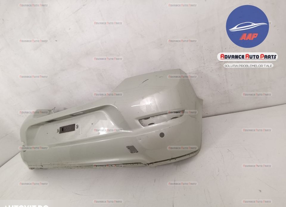 Волво C30 / Volvo C30 Оригинална задна броня със сензори в добро състо