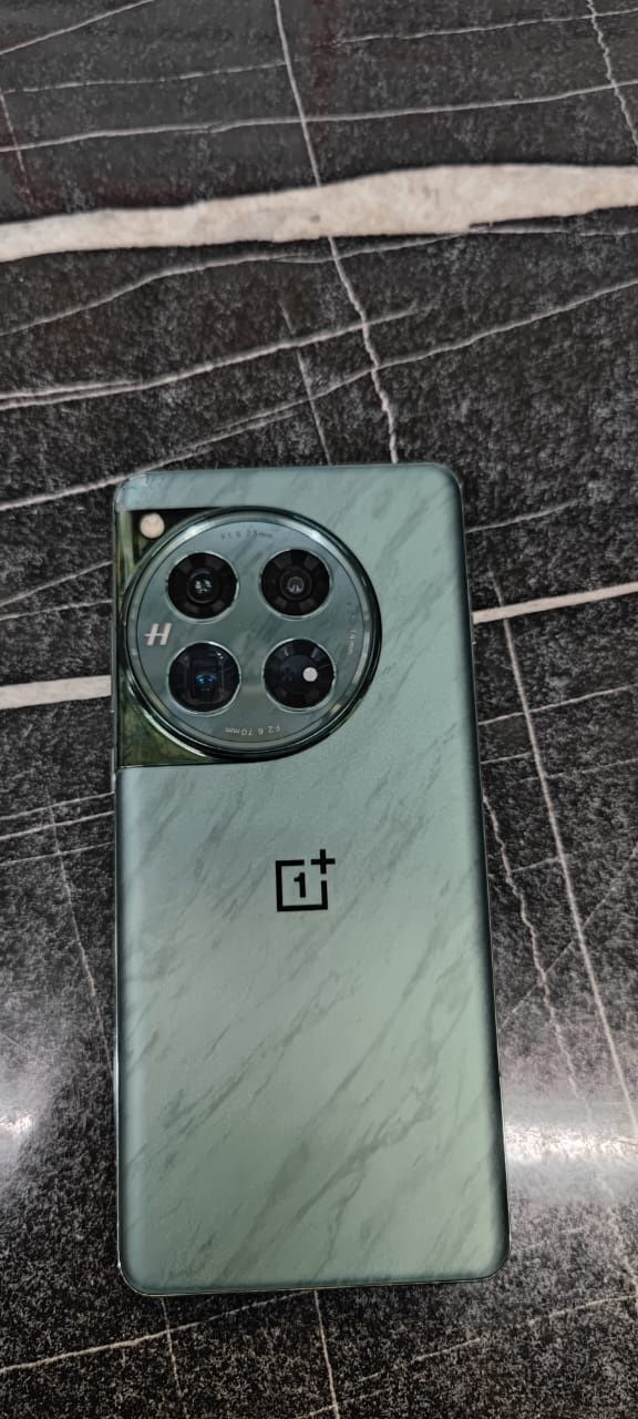One plus 12 озу 16+12 гб память 512