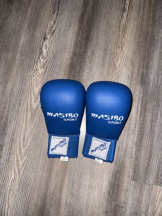 Set complet Karate(kimono,vesta si manusi)