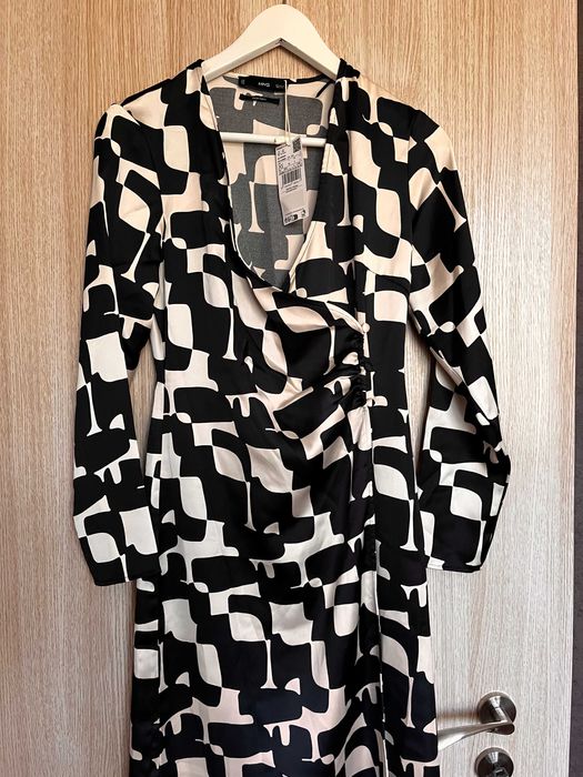 Рокля Mango, размер XS