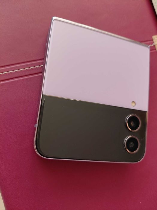 Самсунг галакси з флип 4 развален дисплей