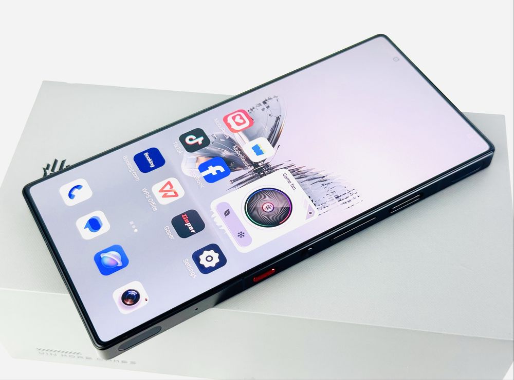 НОВ! ZTE Nubia RedMagic 10 Pro 256GB 12RAM Black Гаранция!