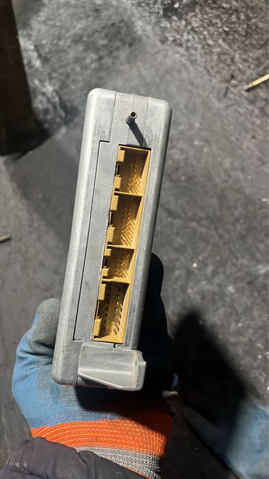 Audi C4 компьютер