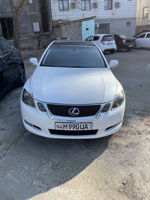 Продаётся Lexus GS300