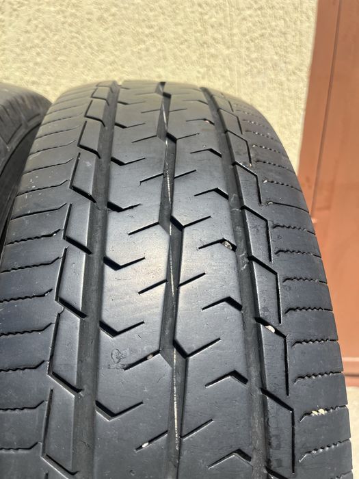4 бр. гуми за бус 225/75/16C Toyo DOT 0223 5-5,5 mm