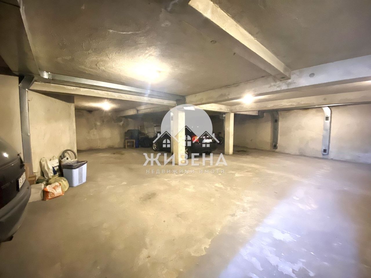 Дава се под наем Гараж / Паркомясто в Варна, Операта - 20 кв.м за 143 € - Снимка #4