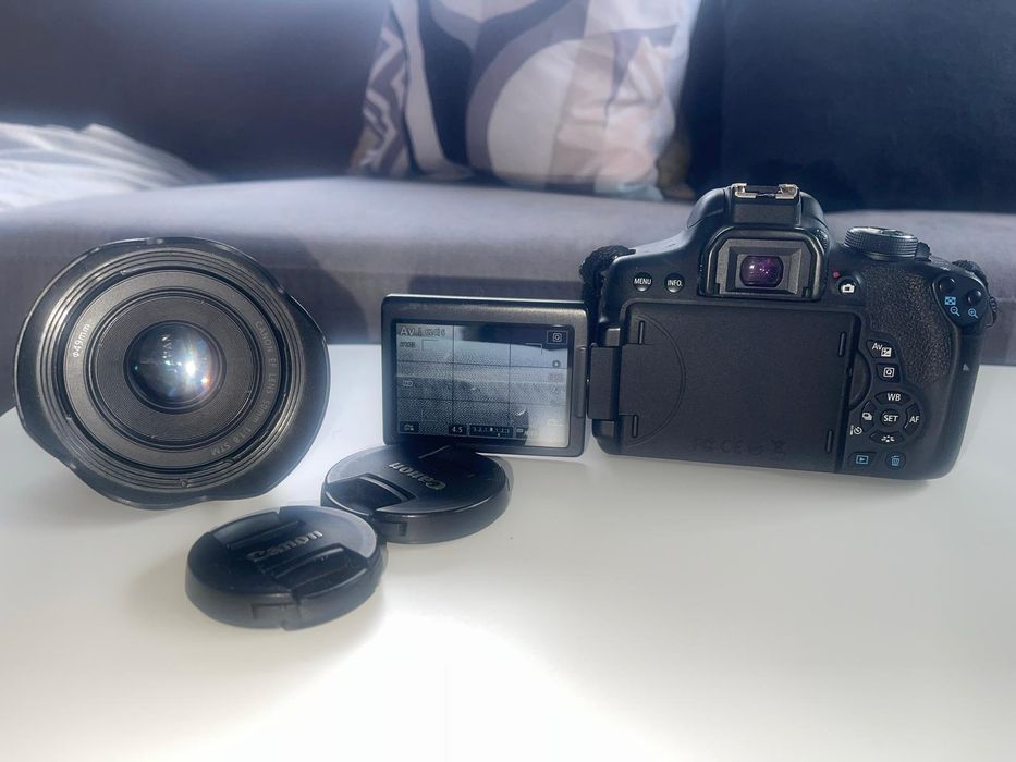 Canon 750 d + обектив 50 mm + варио обектива