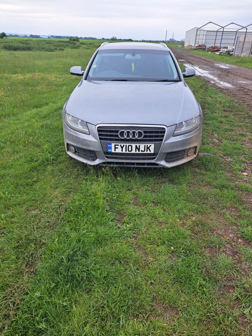 Dezmembrez audi a4 b8 2.0 tdi an 2010