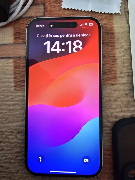 Iphone 15 ca si nou