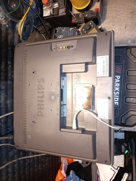 Телевизор Philips 20