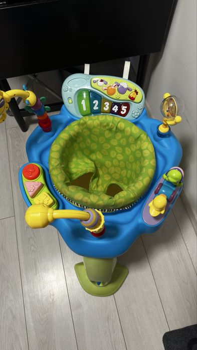 Centru de activitati bebe jumper