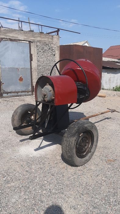 Продам бетономешалку