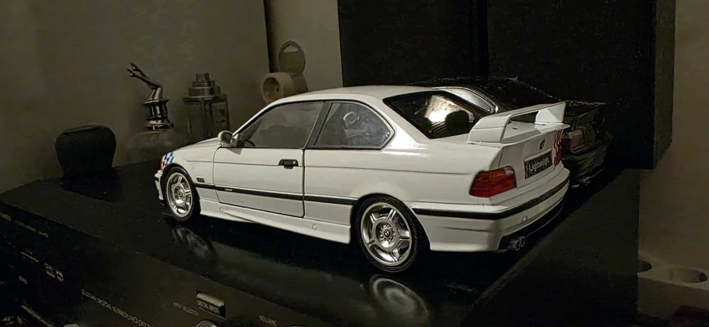Макет bmw е36 1:18