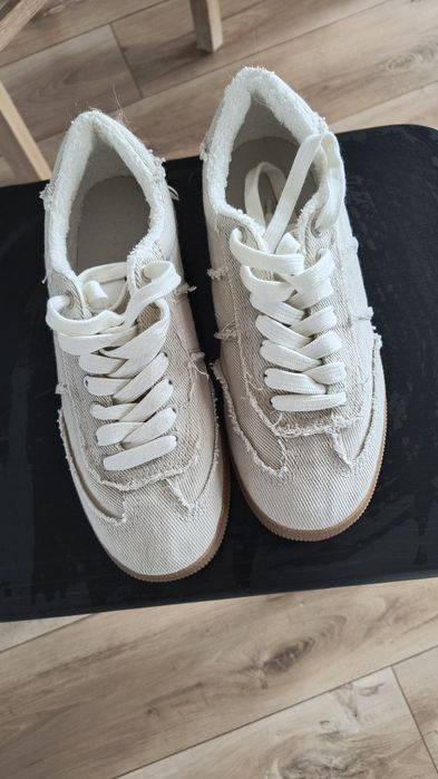 Tenisi Mango material textil