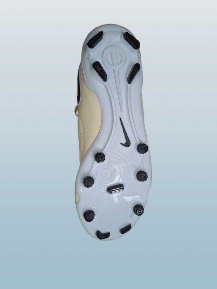Nike Tiempo butsi