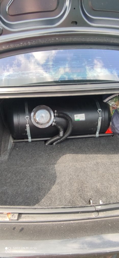 Крайслер 300 c газ/бензин