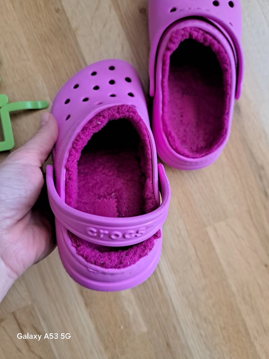 Crocs roz C12 imblaniti