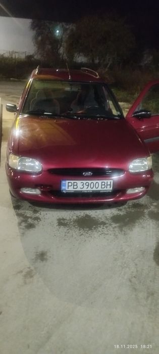 Форд Ескорт 1.6 v