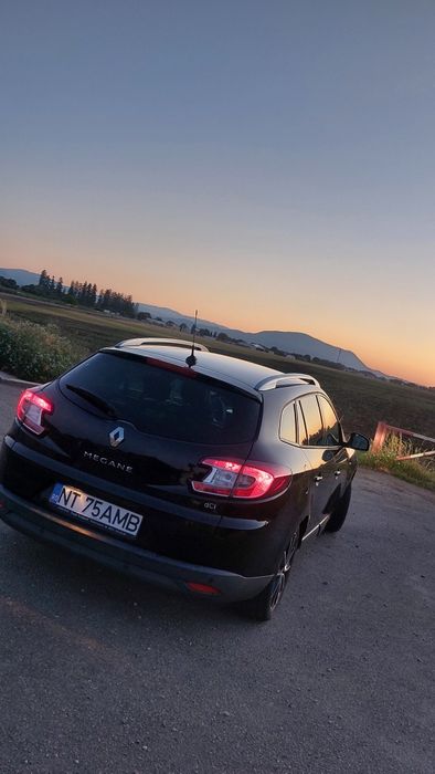 Vând Renault Megane 3 2012 1.5dci 110cp Ediția BOSE 4000€ Negociabil