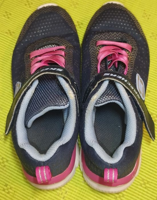 Детски спортни обувки SKECHERS
