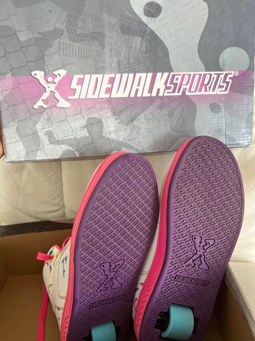 Обувки с колелца