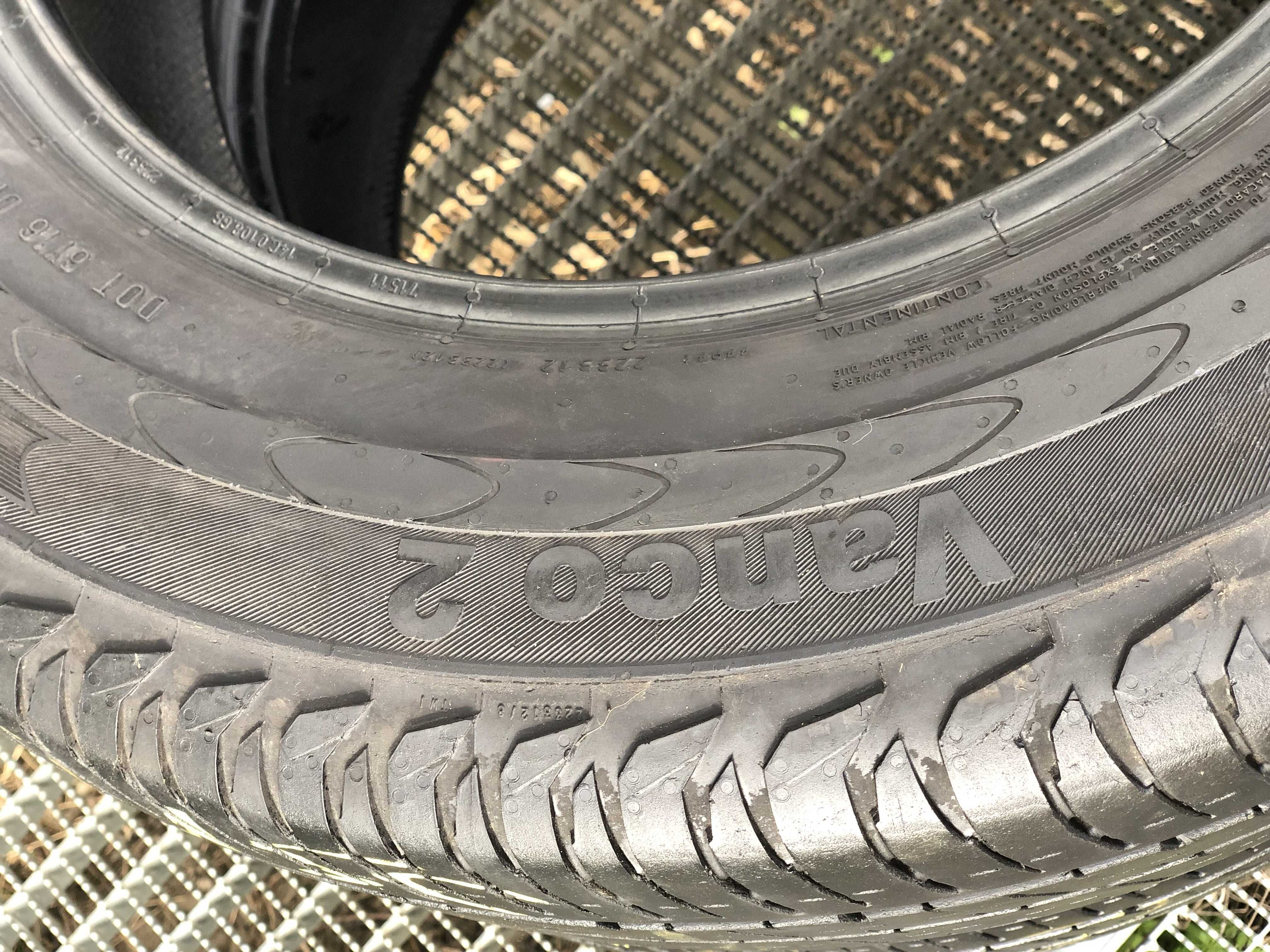 set 2 anvelope 215/65 R15C  sh vara Continental 6mm cu garantie