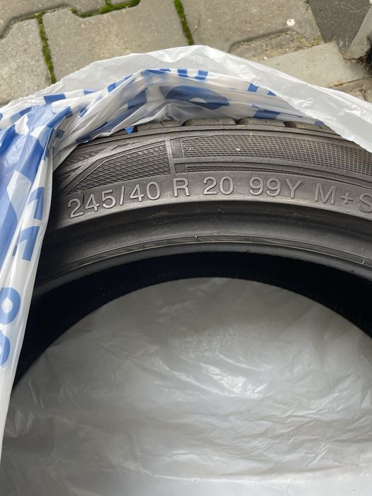 245/45/20 и 275/35/20 VREDESTEIN спорт пакет