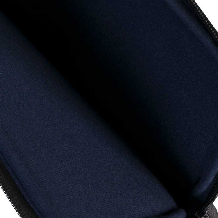 Чехол для ноутбука 15,6" Rivacase 7705 Suzuka (BLACK)