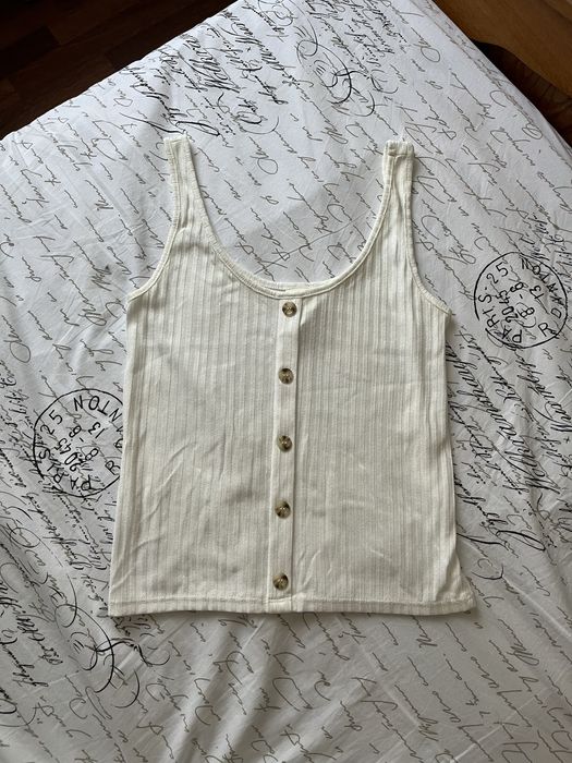 Top alb cu nasturi, H&M