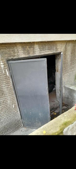 Дава под наем за склад помещение