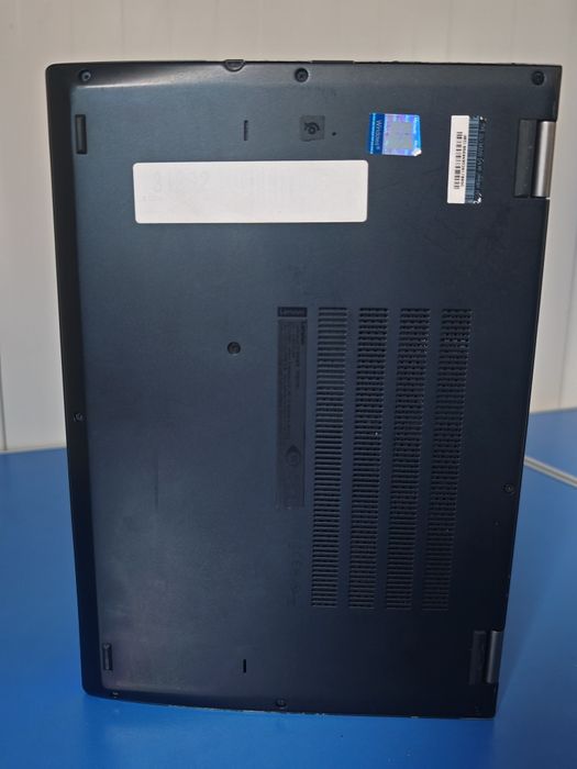 Lenovo thinkpad x380 yoga 2in1 256G ssd  Гаранция 6м!!!