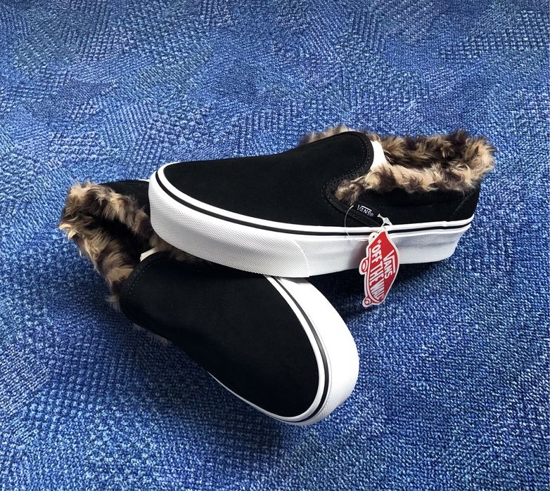 Vans Classic Slip-On Platform Fur Lining ОРИГИНАЛ дамски кецове 38/24