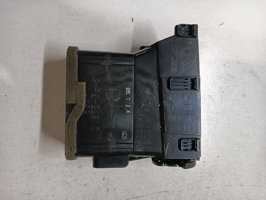 Guri ventilatie dreapta fata MAZDA 6 GH 2007 - 2013 Ghp96491x