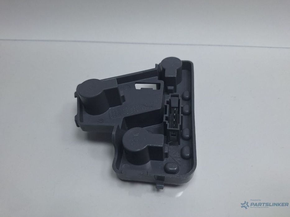 Soclu stop hayon VOLKSWAGEN JETTA IV 162, 163, AV3, AV2 2012 1.6 TDI CAYC 77KW|105HP 2012