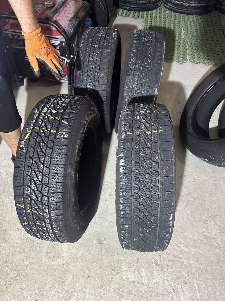 Зимни гуми за бус Firestone 215/65/16 C