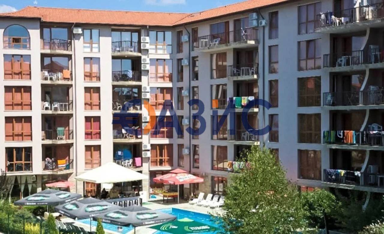 Продава се Двустаен апартамент в к.к. Слънчев бряг - 50 кв.м за 1190 €/кв.м - Снимка #14