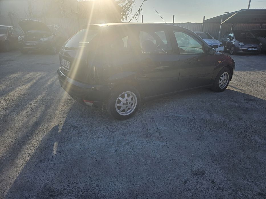 Se vinde ford focus