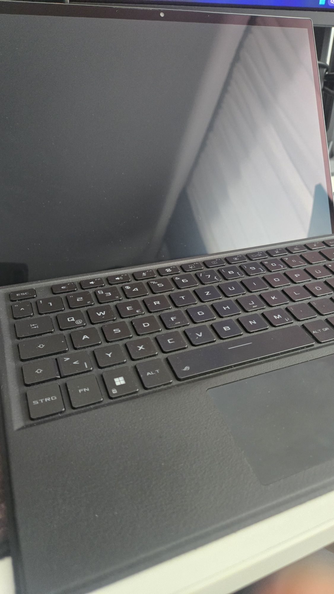 ASUS - ROG Flow Z13 (2022) GZ301 - Гейминг лаптоп