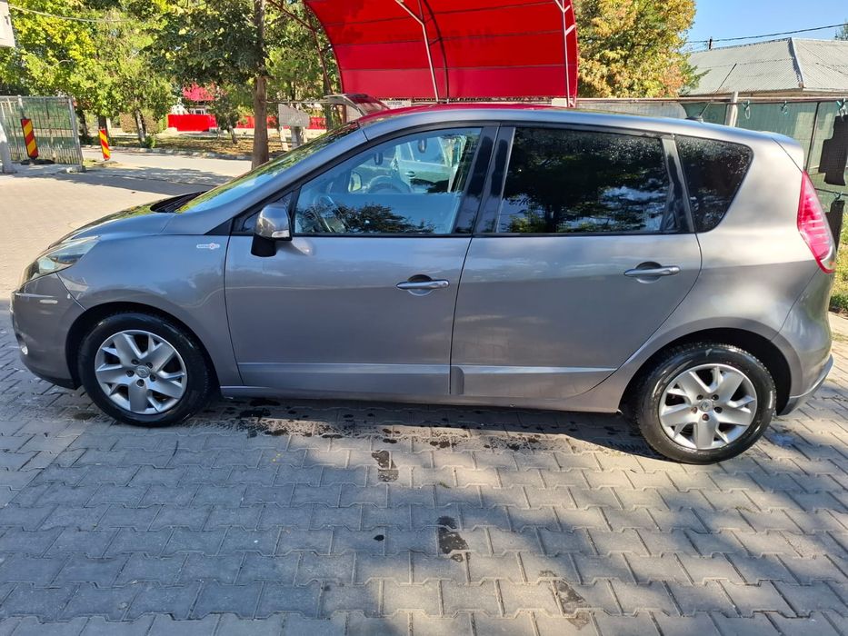 Vând / Schimb  Renault Grand scenic 3