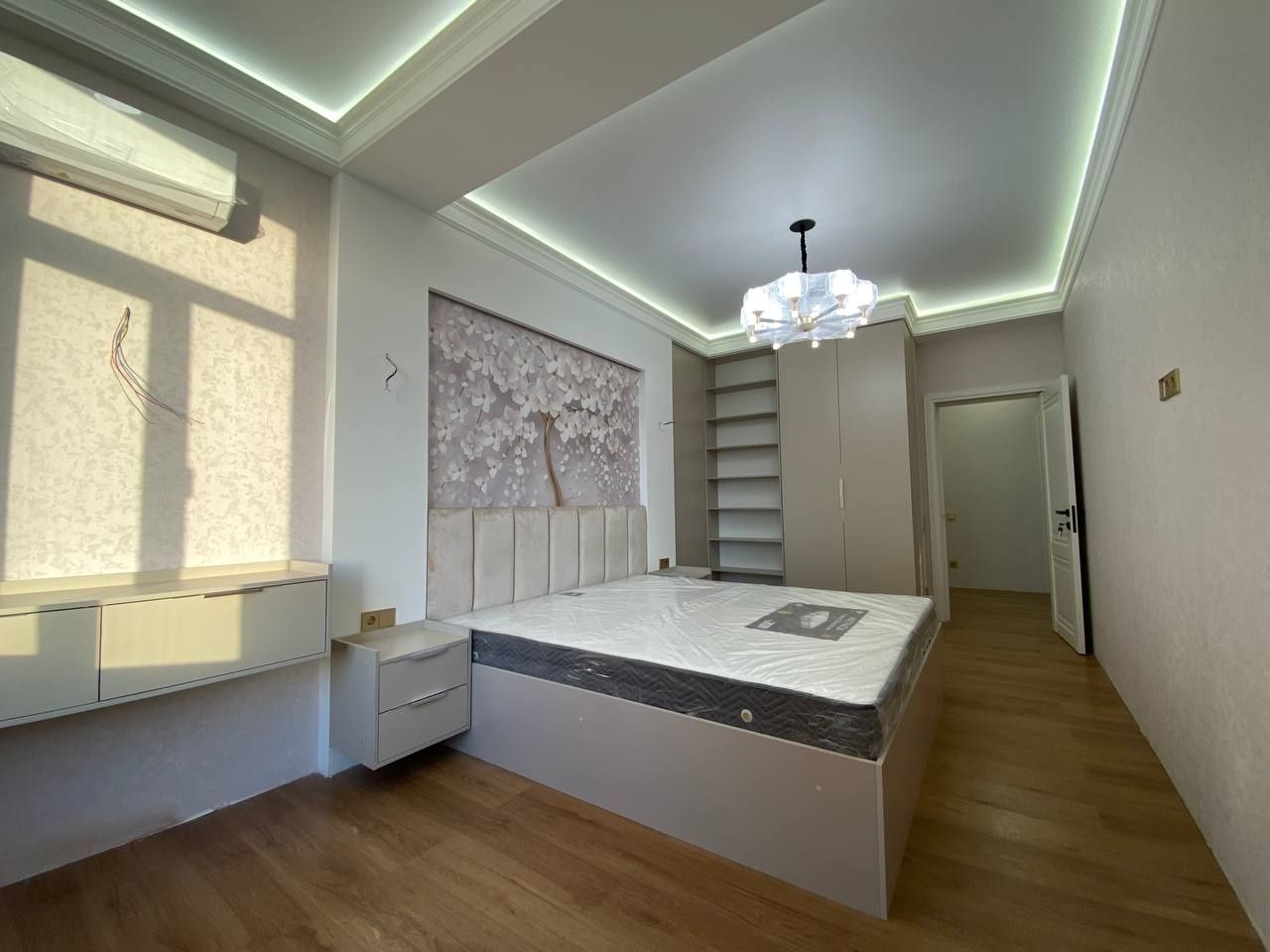 Продам 3/8/15 Паркентская новостройка