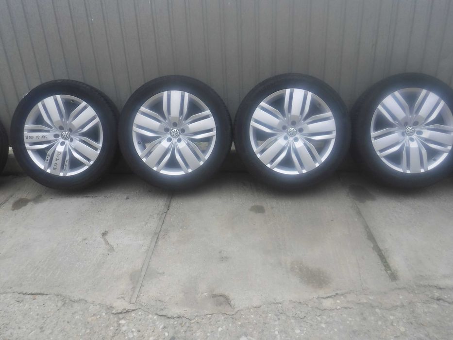 Jante Vw Atlass 255 55 20 vara Continental