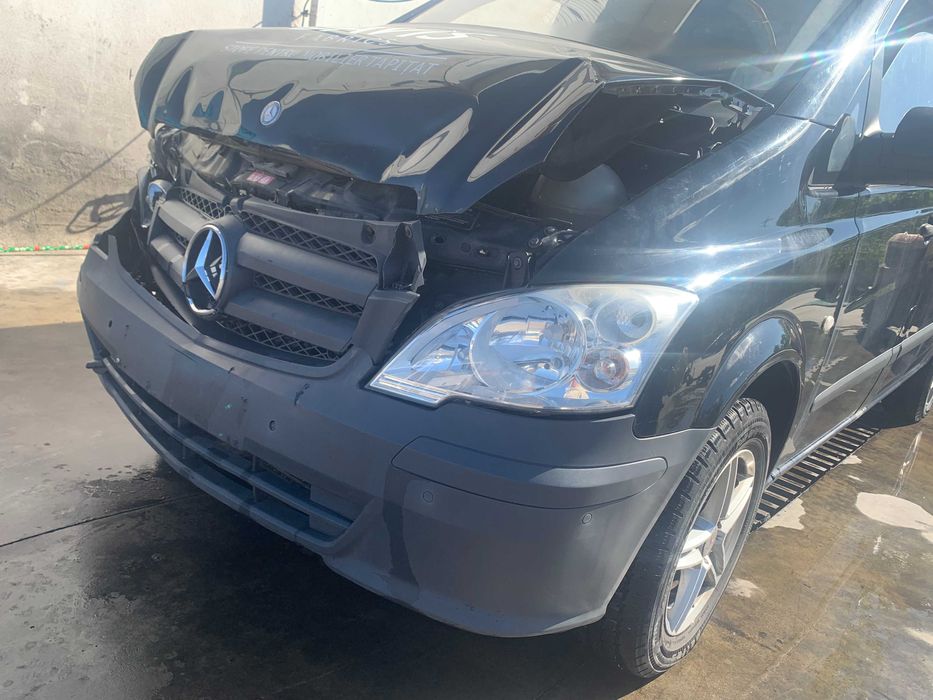 Dezmembrez Mercedes Vito/Viano 113 w639 2.2 euro 5 OM651 Automat