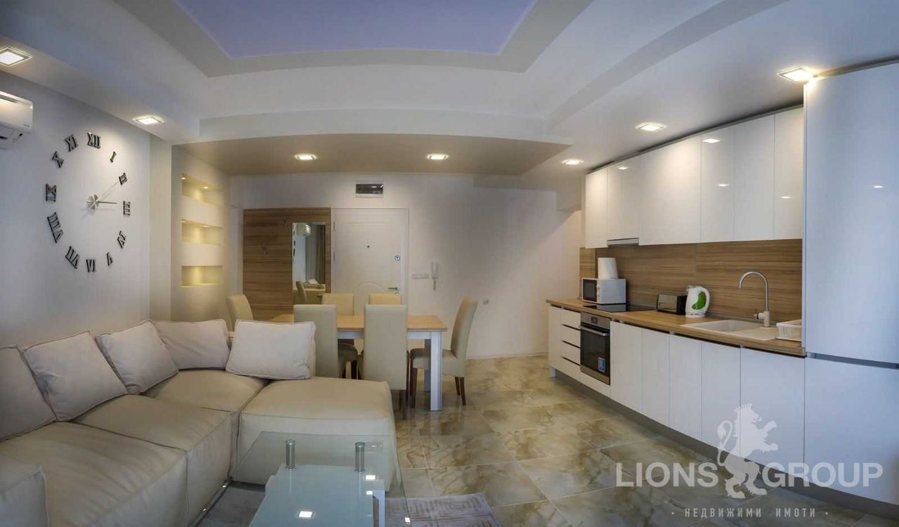 Дава се под наем Тристаен апартамент в Варна, ВИНС - 110 кв.м за 1326 € - Снимка #2