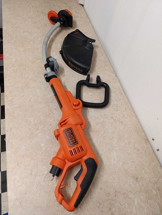 Електрически тример, 900 W, 33 см, Black Decker