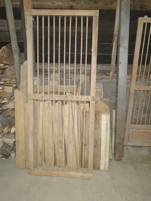 Uși voliera porumbei