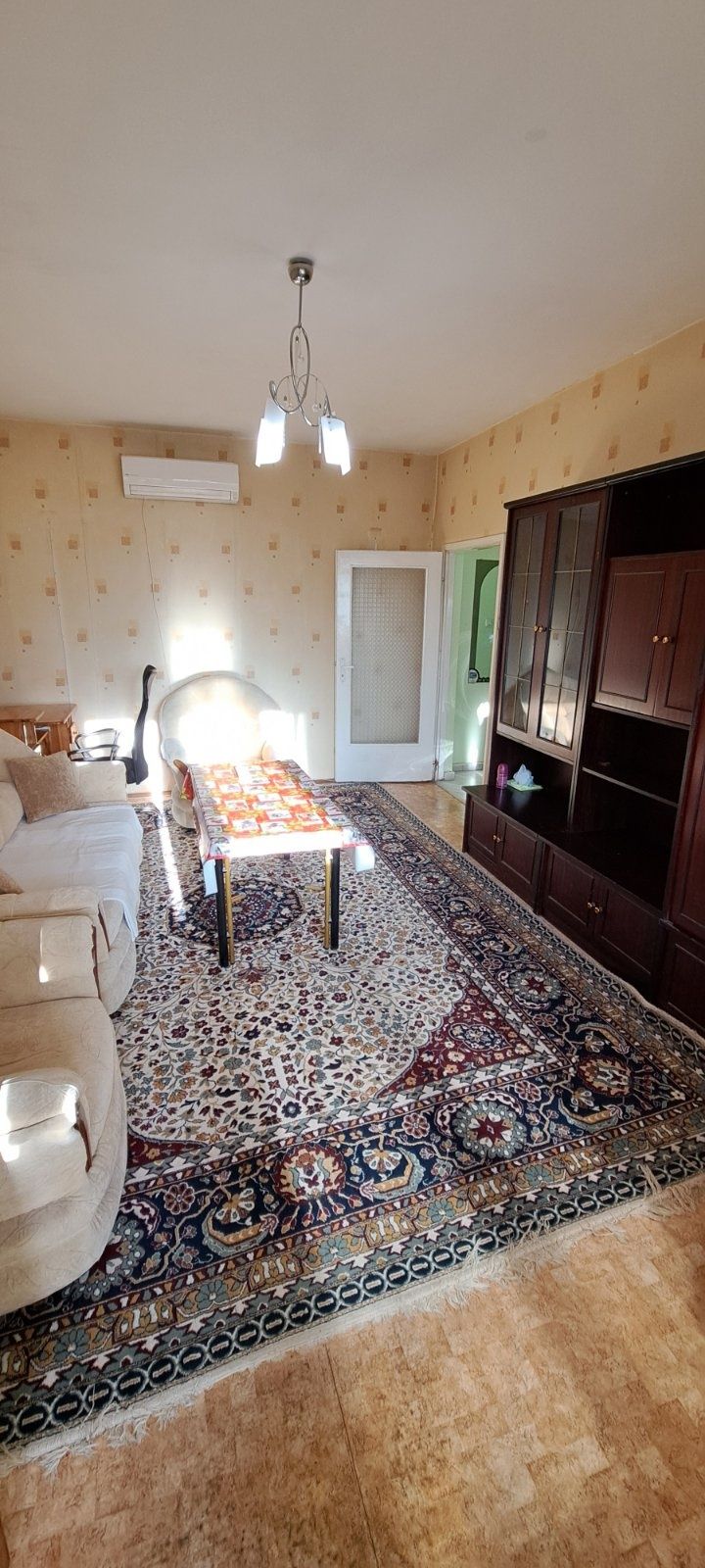 Двустаен апартамент, Хр. Смирненски